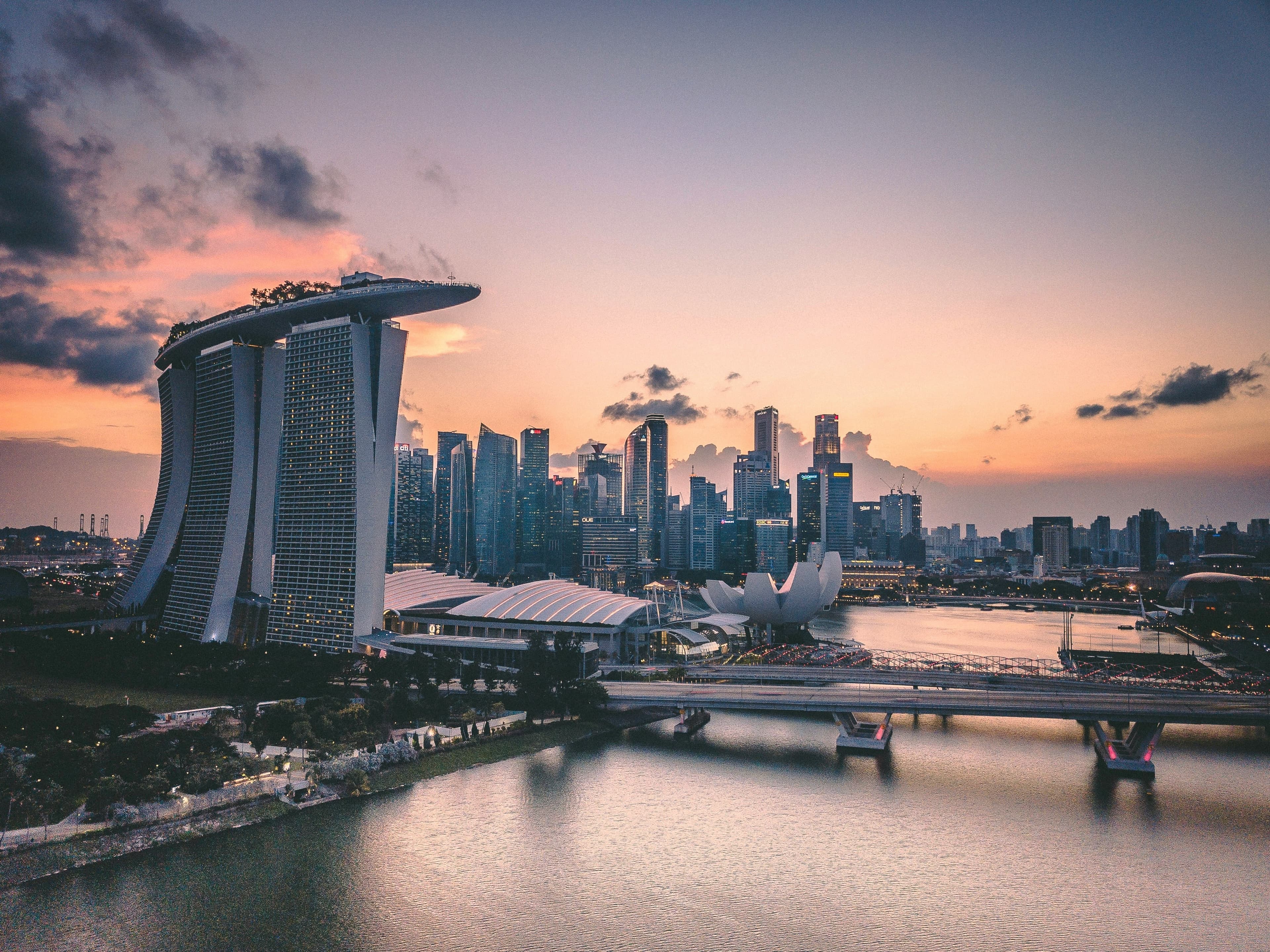 Cover Image for Singapore Entry Requirements: Essential Visa Guide for Your Visit 